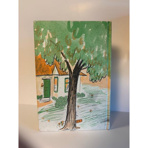 51 Sycamore Lane or A Spy in the Neighborhood Marjorie Weinman Sharmat 1971 - Picture 2 of 4
